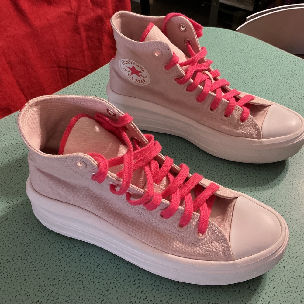 Converse Women's Light Pink High-Top Sneakers